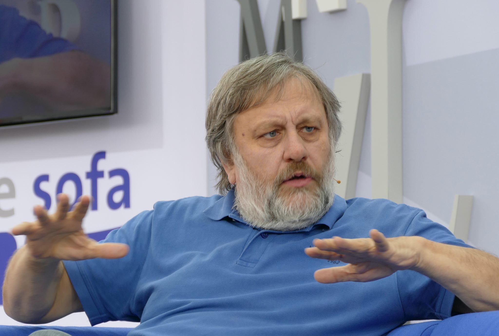 Slavoj Zizek : “Yazmaq mənim üçün mütləq qorxudur”